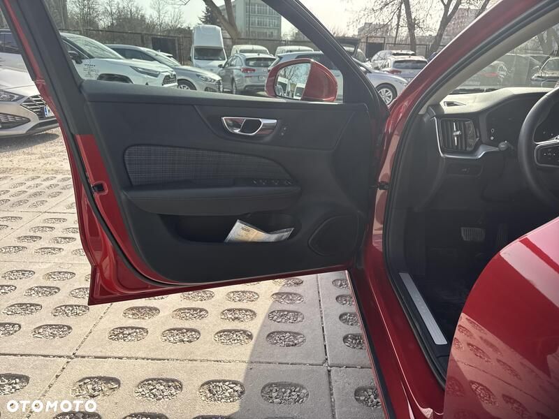 Volvo V60 B3 B Core - 14