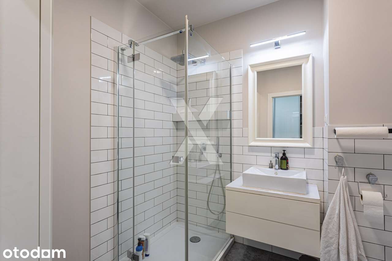 Przestronny apartament na Woli | Garaż
