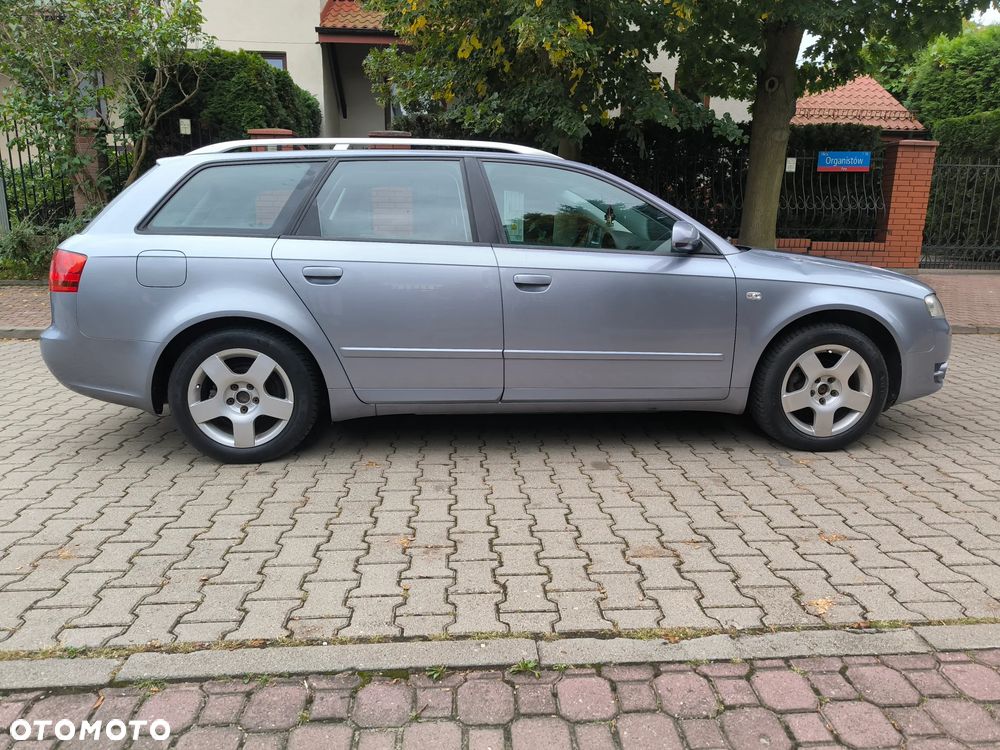Audi A4 Avant - 10