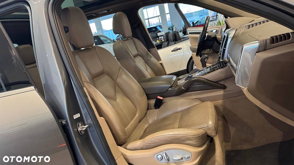 Porsche Cayenne S Tiptronic S - 37