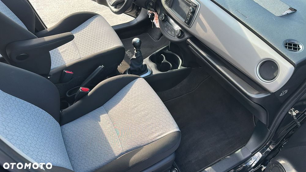Toyota Yaris 1.3 VVT-i Team - 3