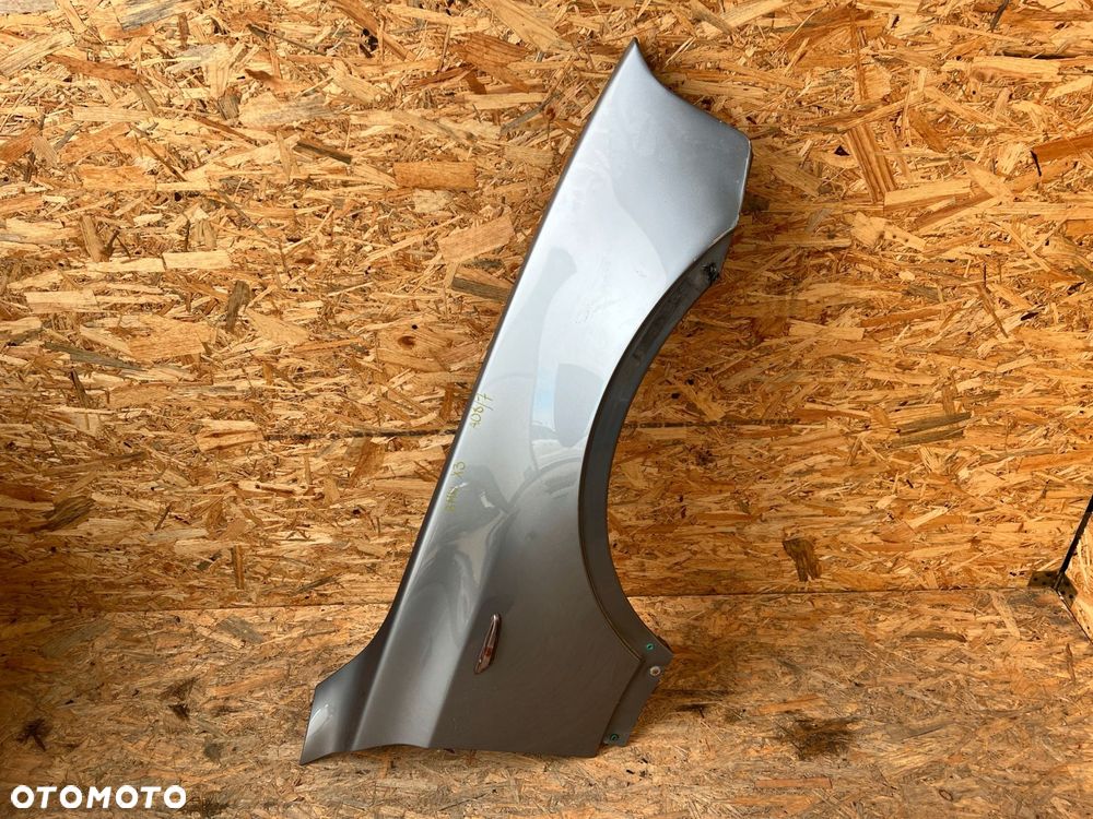 bŁotnik prawy bmw x3 e83 lift kod lakieru: a08/7 - 2