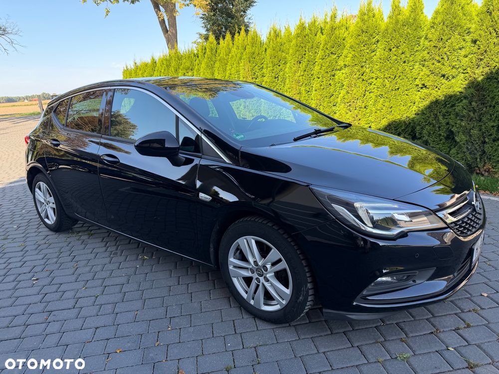 Opel Astra 1.6 D (CDTI) Start/Stop Dynamic - 11