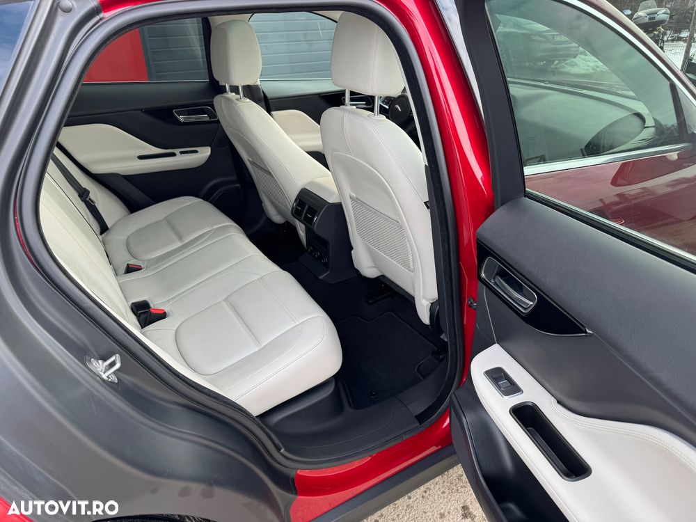 Jaguar F-Pace 20d AWD Aut. Prestige - 27