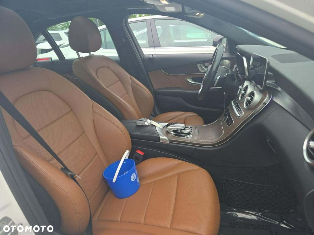 Mercedes-Benz Klasa C 300 4Matic 9G-TRONIC AMG Line - 7