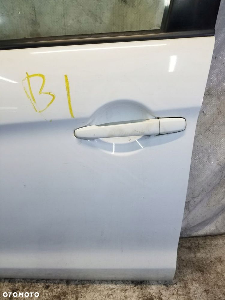 DRZWI PRZÓD MITSUBISHI ASX KOD W19 - 15