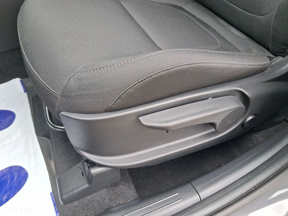 Hyundai Tucson 1.6 T-GDi HEV Smart 2WD - 13