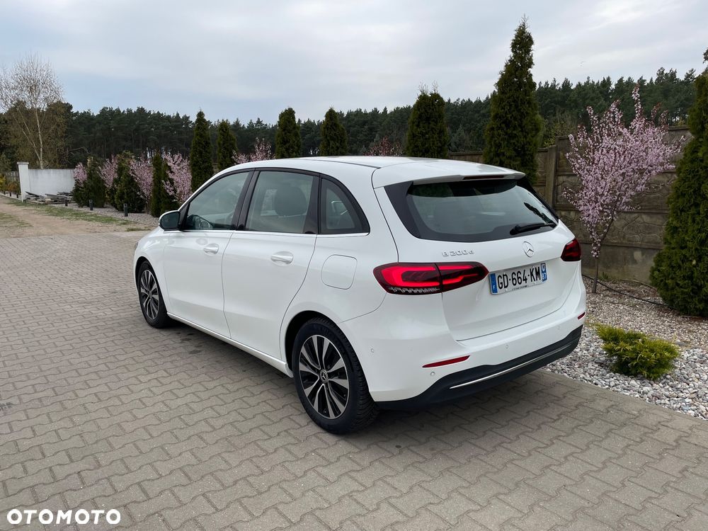 Mercedes-Benz Klasa B 200 d 8G-DCT Style - 4