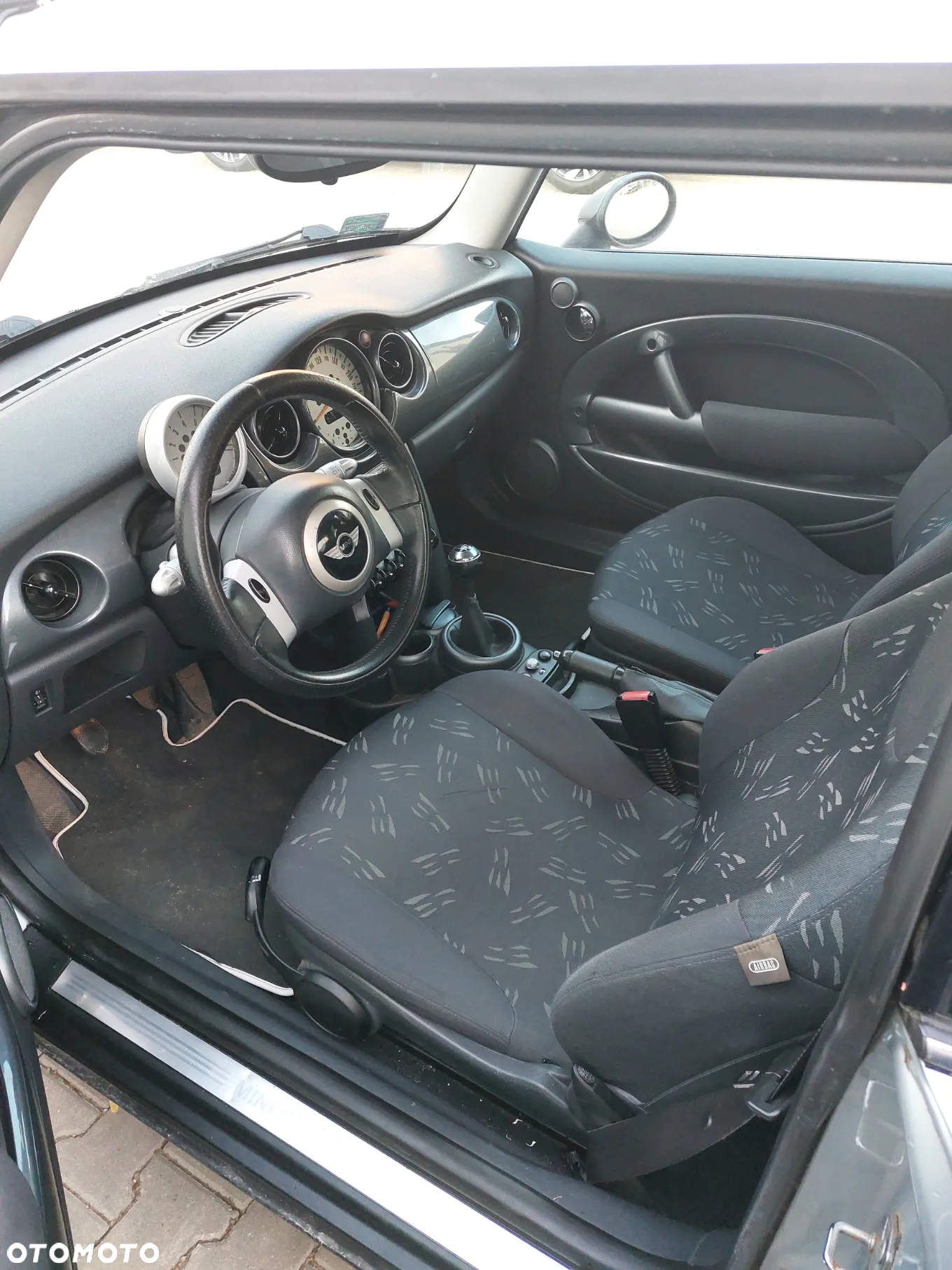 MINI ONE Standard - 7