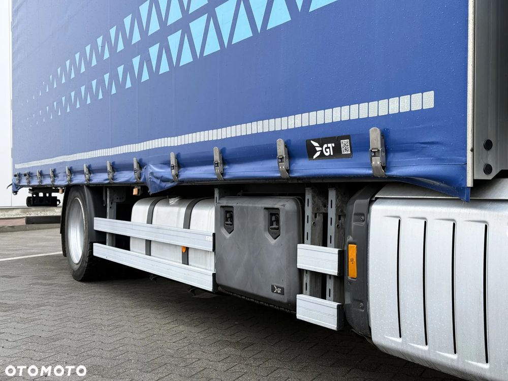 Mercedes-Benz ACTROS F 1836 / PRZESTRZENNY 60M3 / 7,75 M / SALON PL - 11