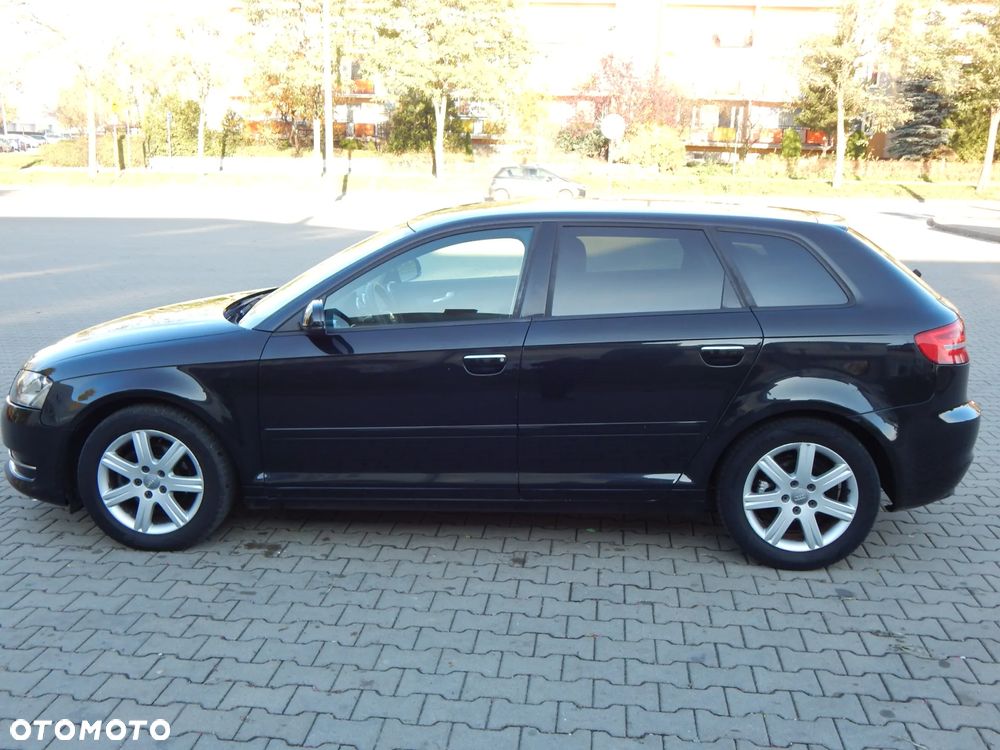 Audi A3 Sportback - 11