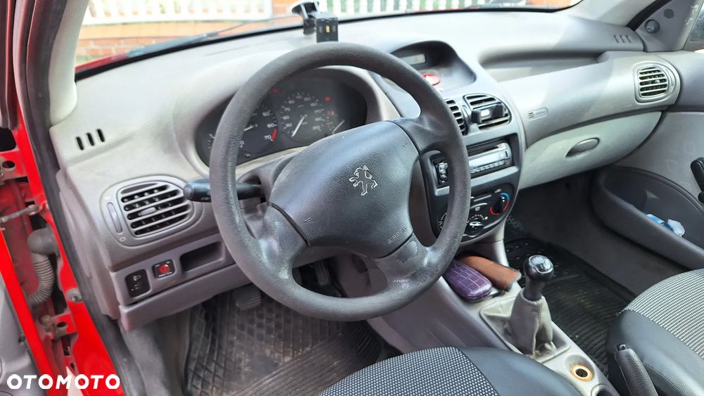 Peugeot 206 1.1 Color-Line - 8