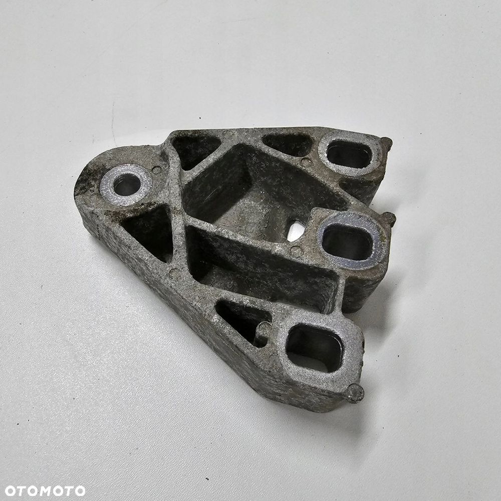 VW T5 LIFT T6 łapa poduszka wspornik silnika 7E0199207 - 1