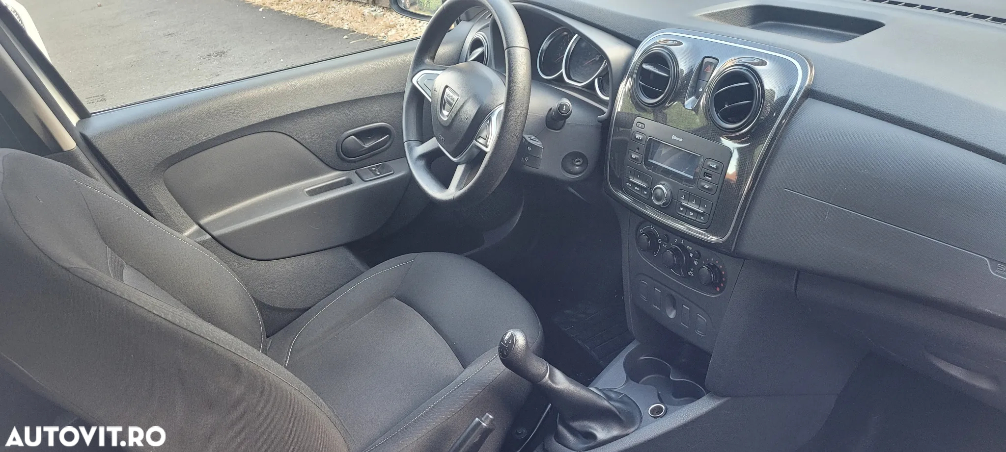 Dacia Logan 0.9 TCe Laureate - 11
