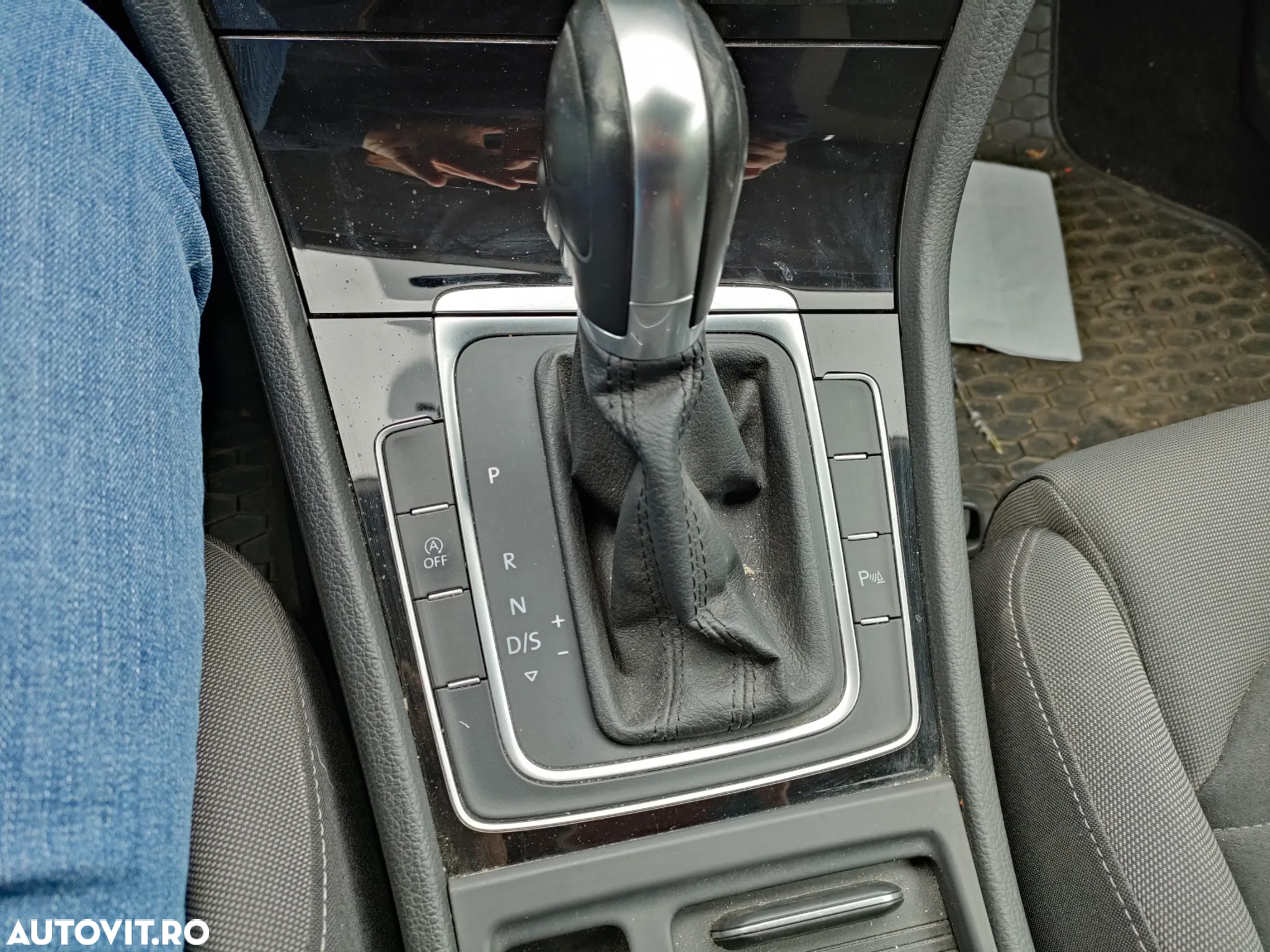 Volkswagen Golf - 8