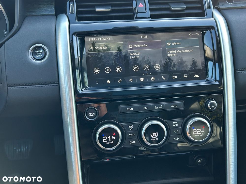 Land Rover Discovery 2017 photo 2
