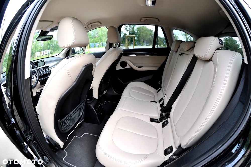 BMW X1 xDrive20d xLine sport - 20