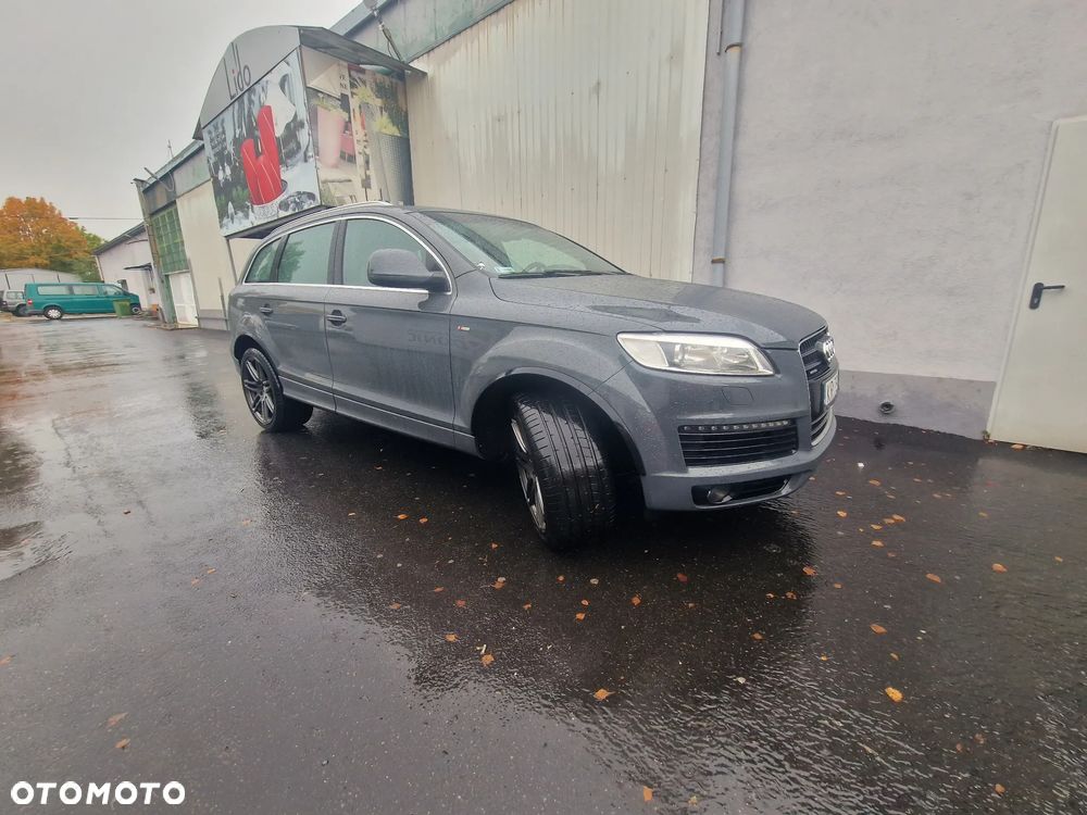 Audi Q7 - 14