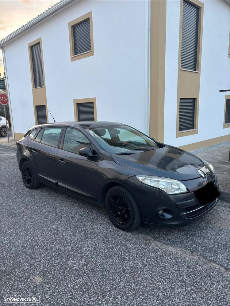 Renault Mégane 1.5 dCi Dynamique - 1