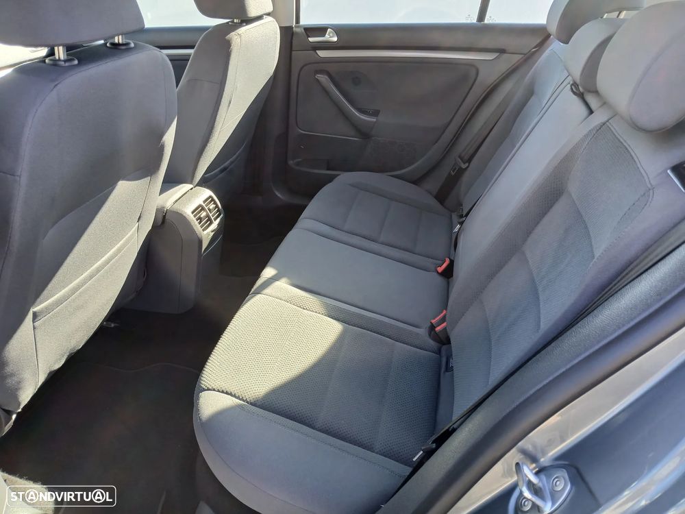 VW Golf 1.4 TSi Trendline Pack - 17