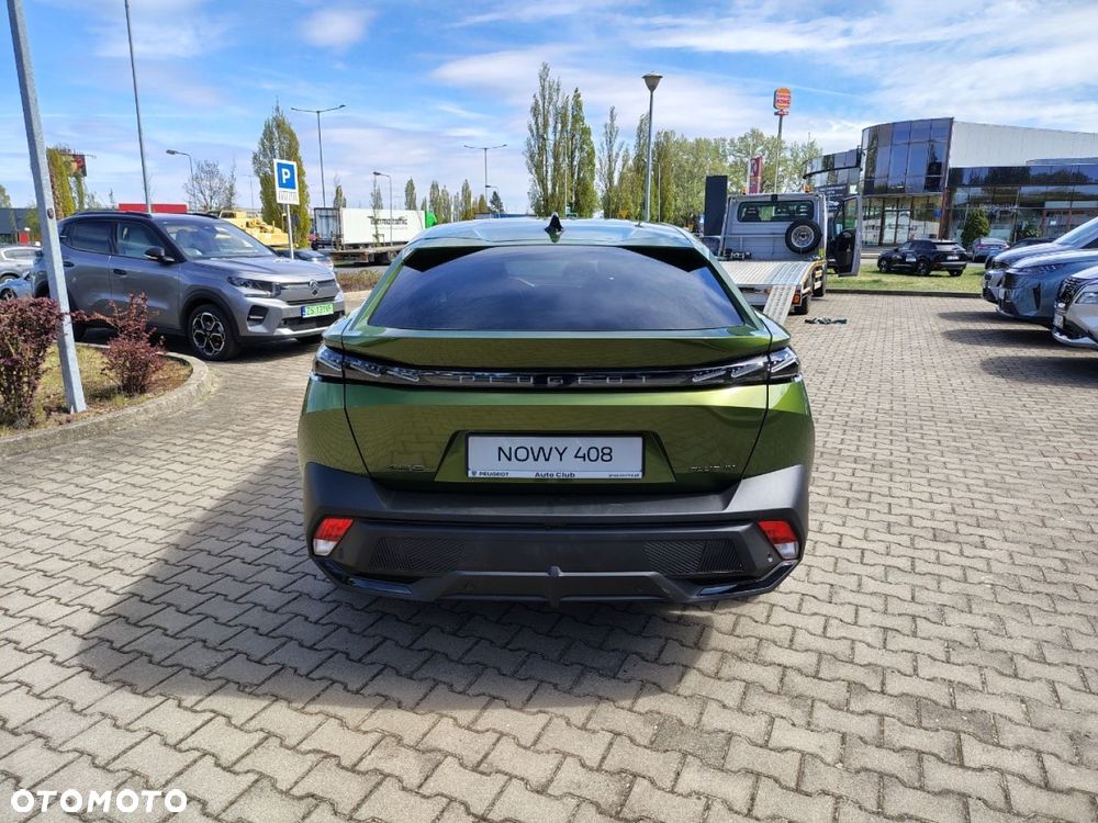 Peugeot 408 - 5