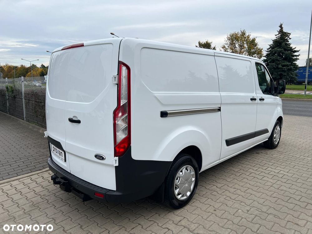 Ford TRANSIT CUSTOM L2H1 2,0 TDCI 130KM BEZWYPADKOWY - 17