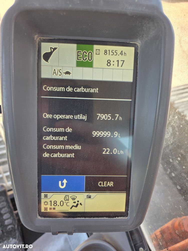 Hitachi ZX300LC-6, 2020, 8.155h, cupa NOUA 1,8m, 31,3 tone, protectie cabina, inst picon pe brate, gresare automata, lant 90% bun doar 700h deplasare, ad sapare 8m, motor Isuzu, 3 pompe hidr HITACHI, camera spate si laterale, STARE BUNA, 94.900 Eur+Tva - 8