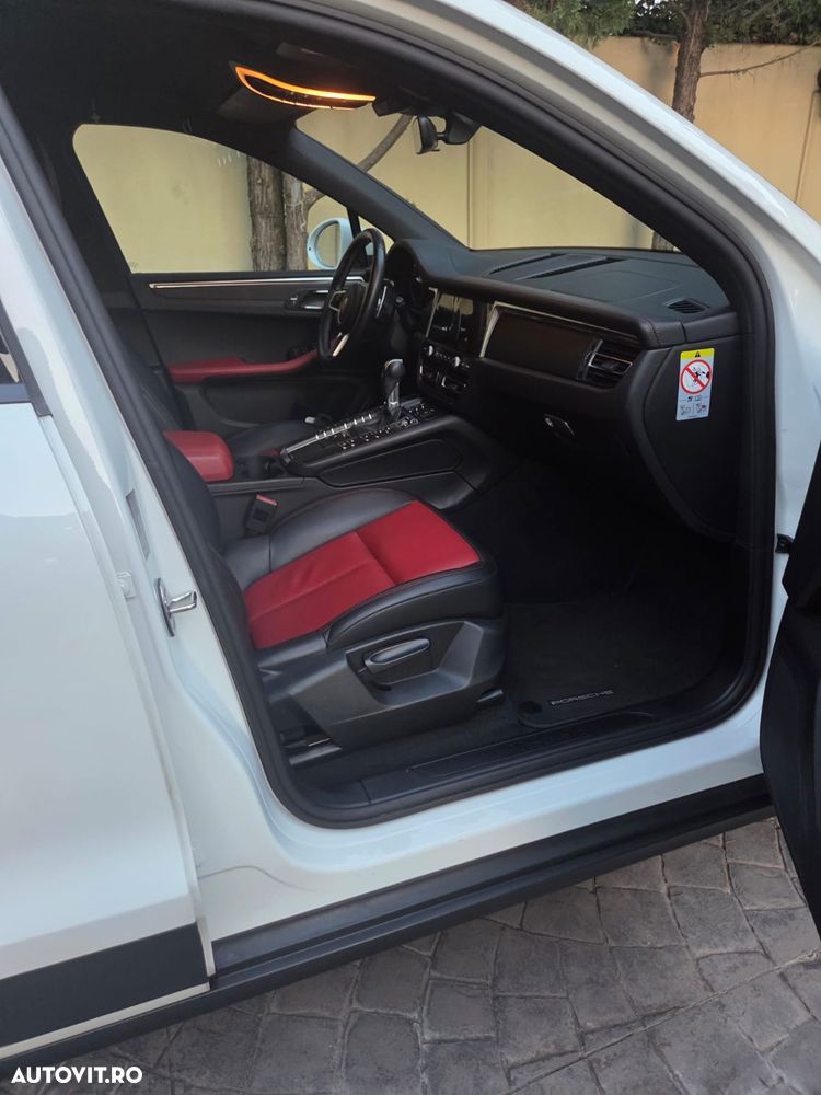 Porsche Macan Standard - 6