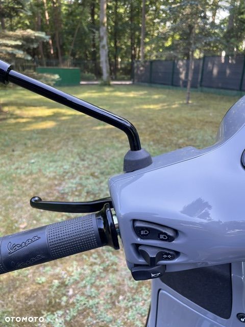 Vespa GTS - 7