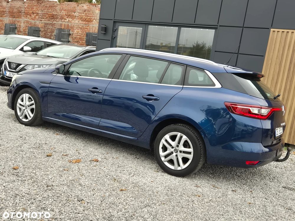 Renault Megane ENERGY TCe 100 EXPERIENCE - 9