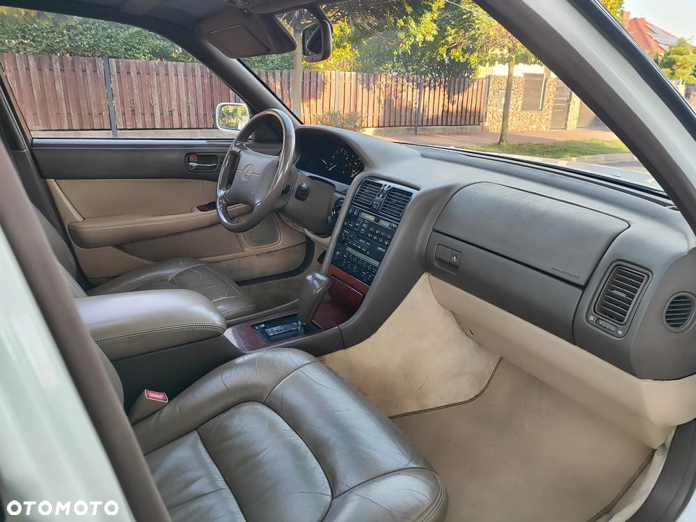 Lexus LS Standard - 9