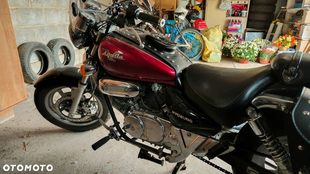 Hyosung GV - 1