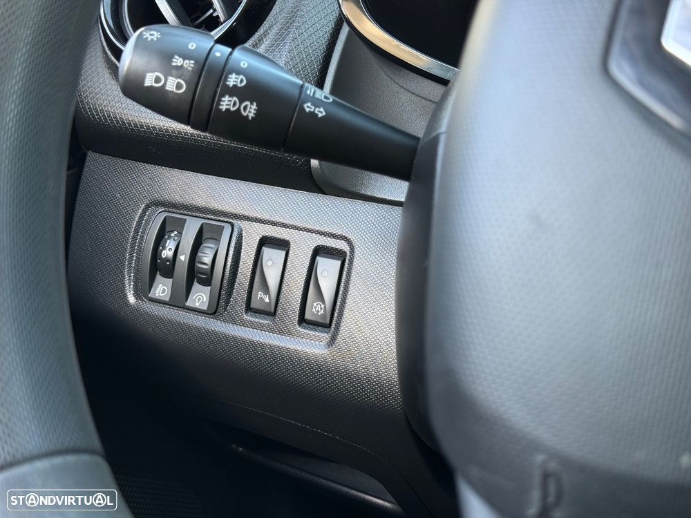 Renault Clio 0.9 TCE Dynamique S - 16