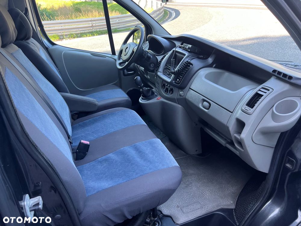 Opel Vivaro - 15