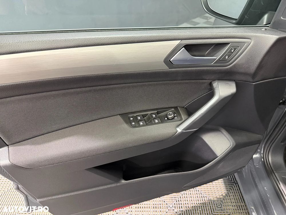 Volkswagen Touran 1.4 TSI DSG Comfortline - 20