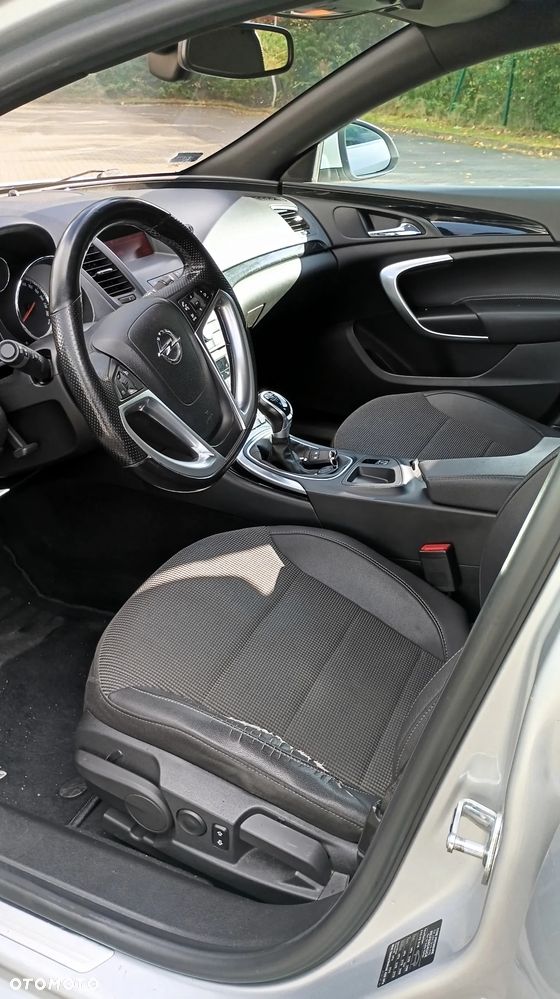 Opel Insignia 2.0 CDTI Cosmo - 11