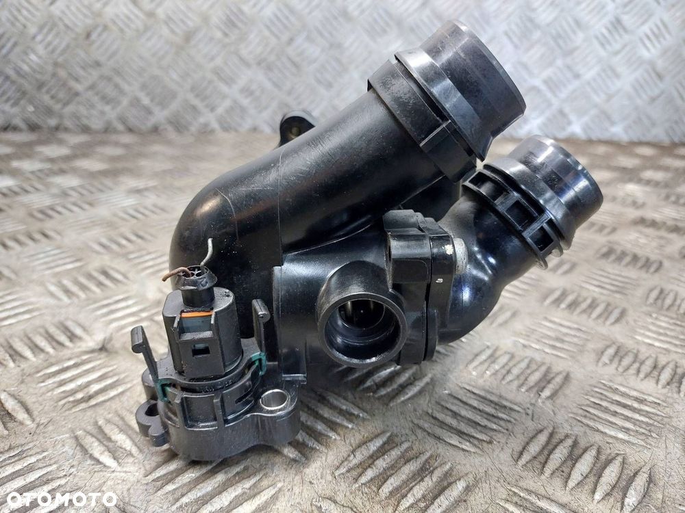 POMPA WODY AUDI A4 B8 1.8 TFSI 06H121012 - 3