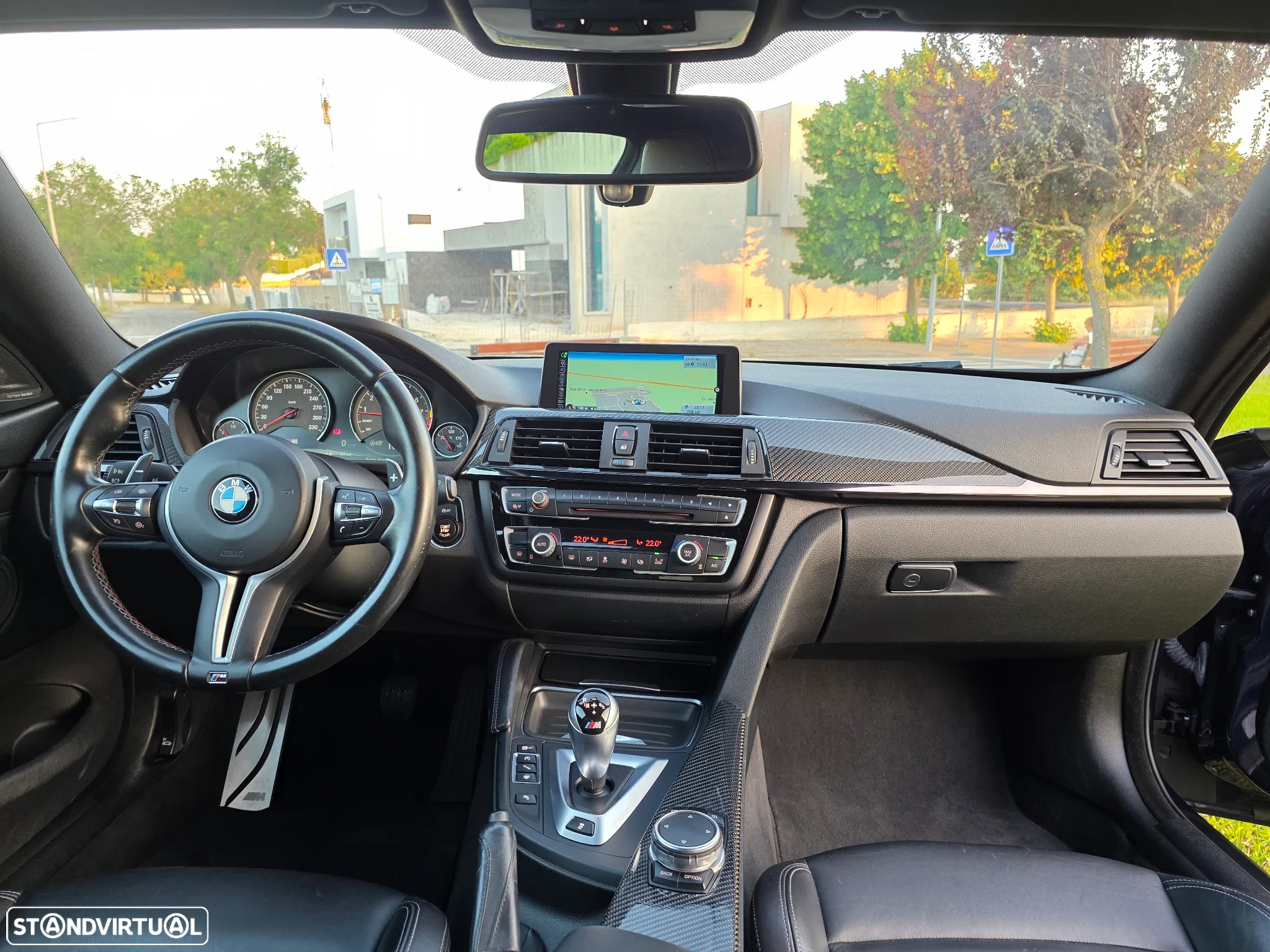 BMW M4 Auto - 6