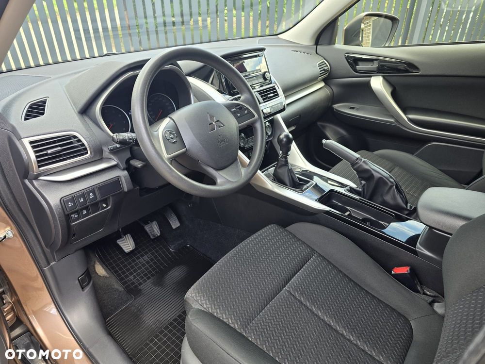 Mitsubishi Eclipse Cross 1.5 T GPF Invite Plus - 7