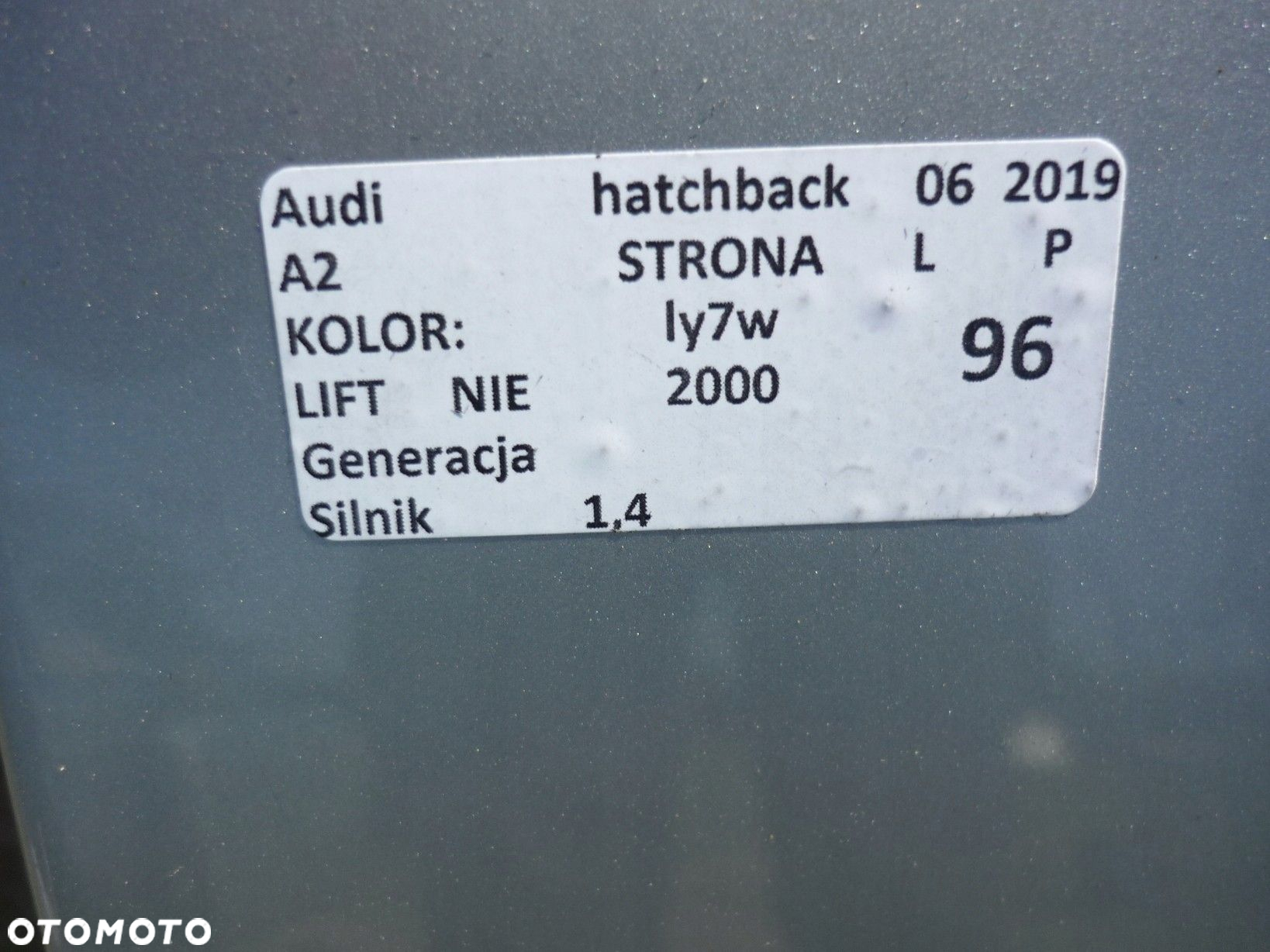 DRZWI PRAWY TYŁ LY7W AUDI A2 - 5