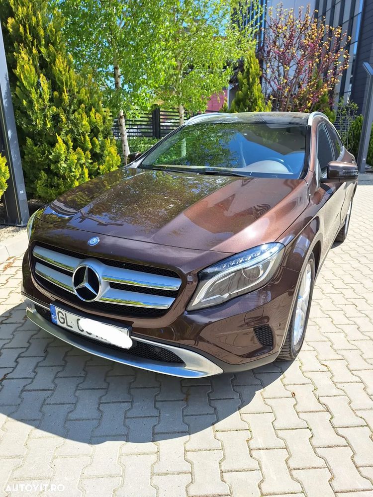 Mercedes-Benz GLA 220 CDI 4MATIC 7G-DCT - 33