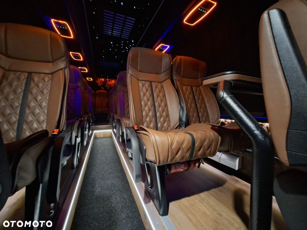 Mercedes-Benz Sprinter 519  rocznik 2026 - 7
