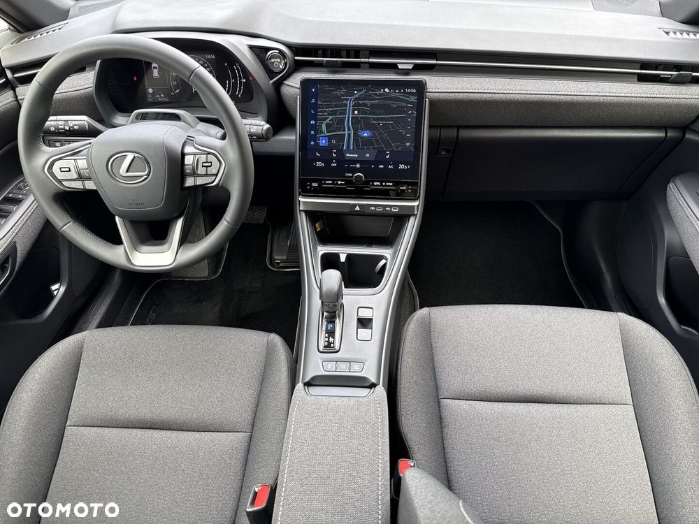 Lexus LBX 1.5 Hybrid - 12