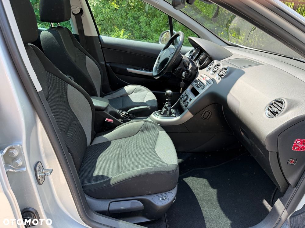 Peugeot 308 e-HDi FAP 110 Stop&Start Family - 10