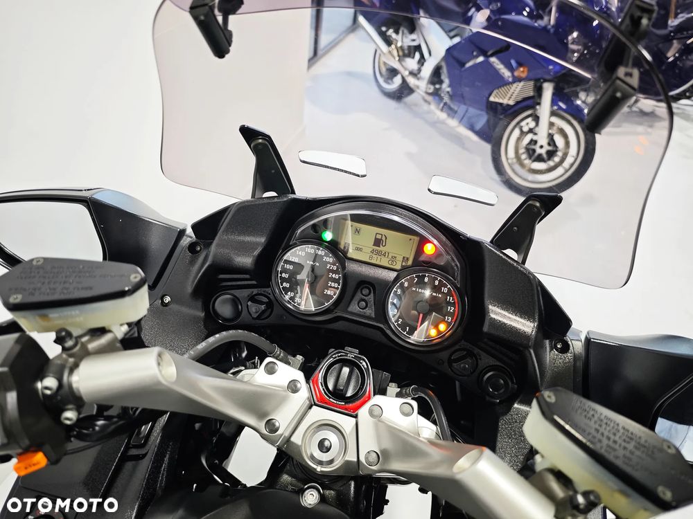 Kawasaki GTR - 5