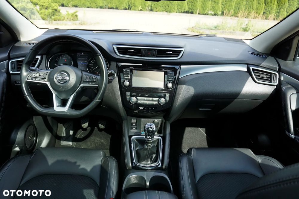 Nissan Qashqai 1.6 DIG-T Tekna - 23