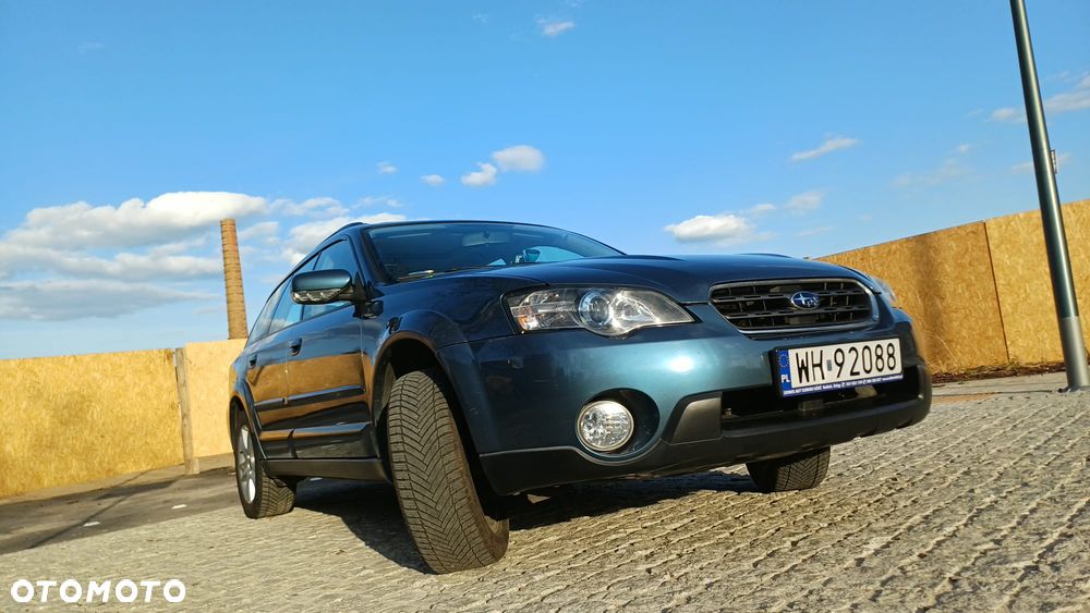Subaru Outback 3.0 H6 - 12