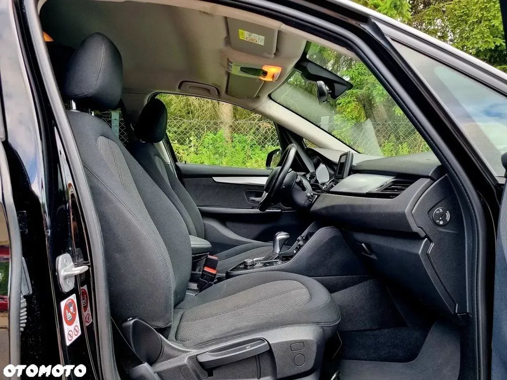 BMW Seria 2 220d Active Tourer - 12