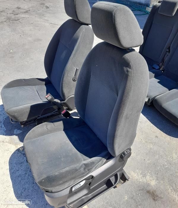 Bancos / Estofos Ford C-Max (Dm2) - 3