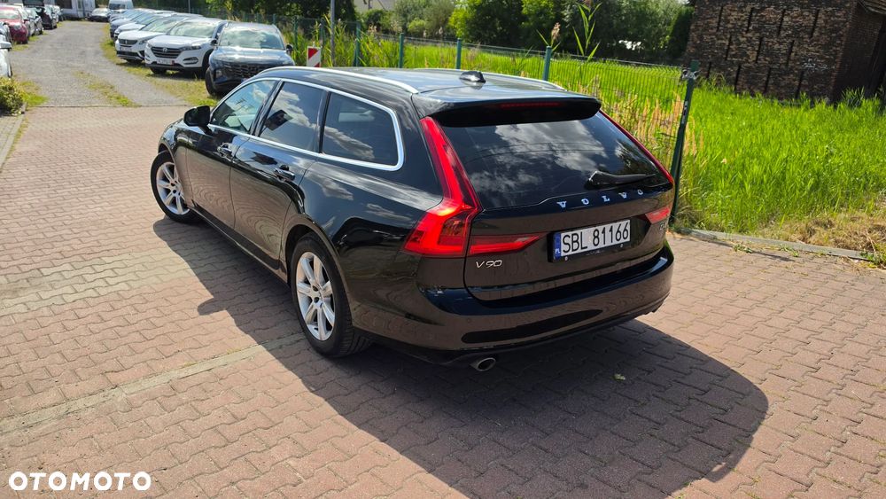 Volvo V90 D4 Geartronic Momentum - 25